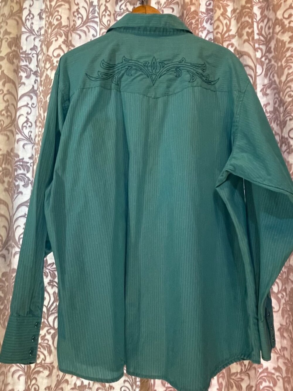 Men's XXL Wrangler Aqua/White Pinstripe Pearl Snap Long Sleeve Shirt - Picture 2 of 15